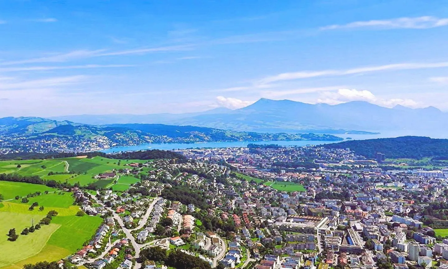 LIVING AND WORKING PERFECTLY COMBINED - CITY CLOSE, IDYLLIC AND EXCLUSIVE - Photo 16 of 22