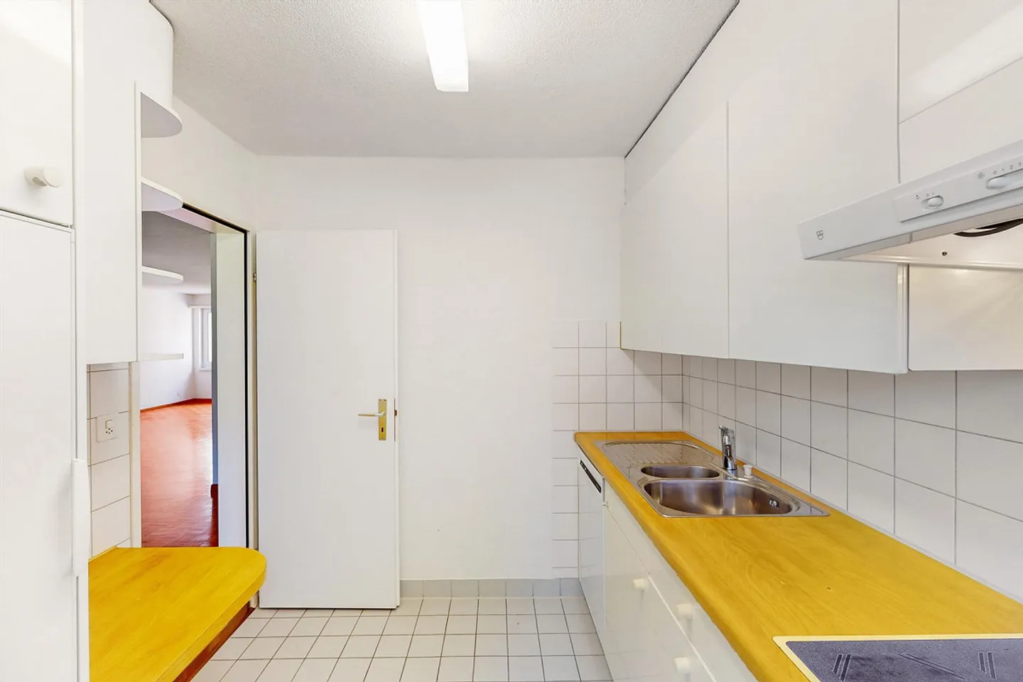 Bright 3.5-room apartment with balcony - Photo 8 of 11