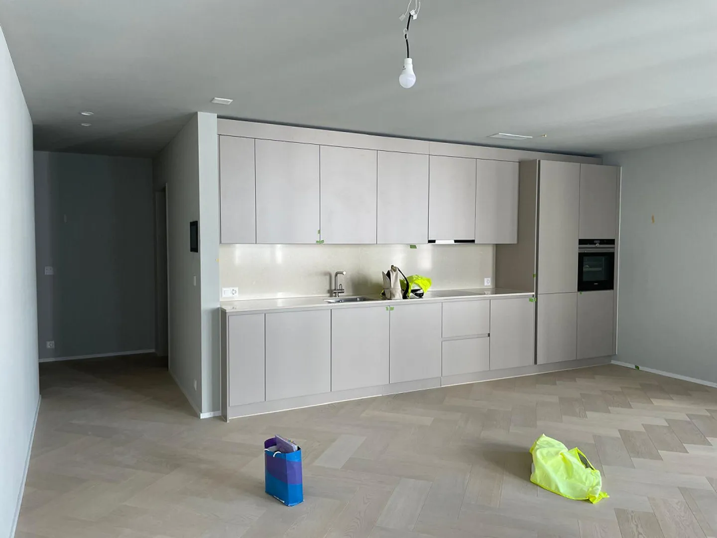 2.5-Zimmer-Minergie-Wohnung 3. OG (Jade, Glasi-Quartier) – ab Dez 2025 - Foto 3 von 8