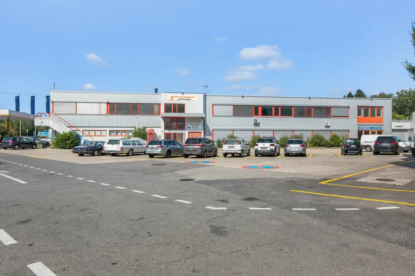 ZI Aclens-Moulin-de-Choc B - showroom, uffici o locali di 72m2 - Foto 1 di 3