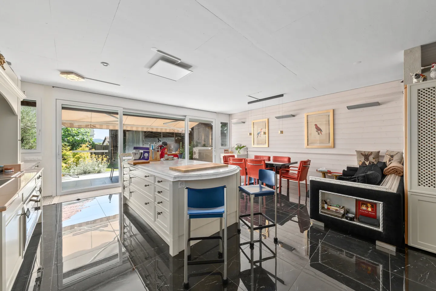 Casa unifamiliare con 5,5 stanze a Onnens VD - disponibile immediatamente - Foto 1 di 10