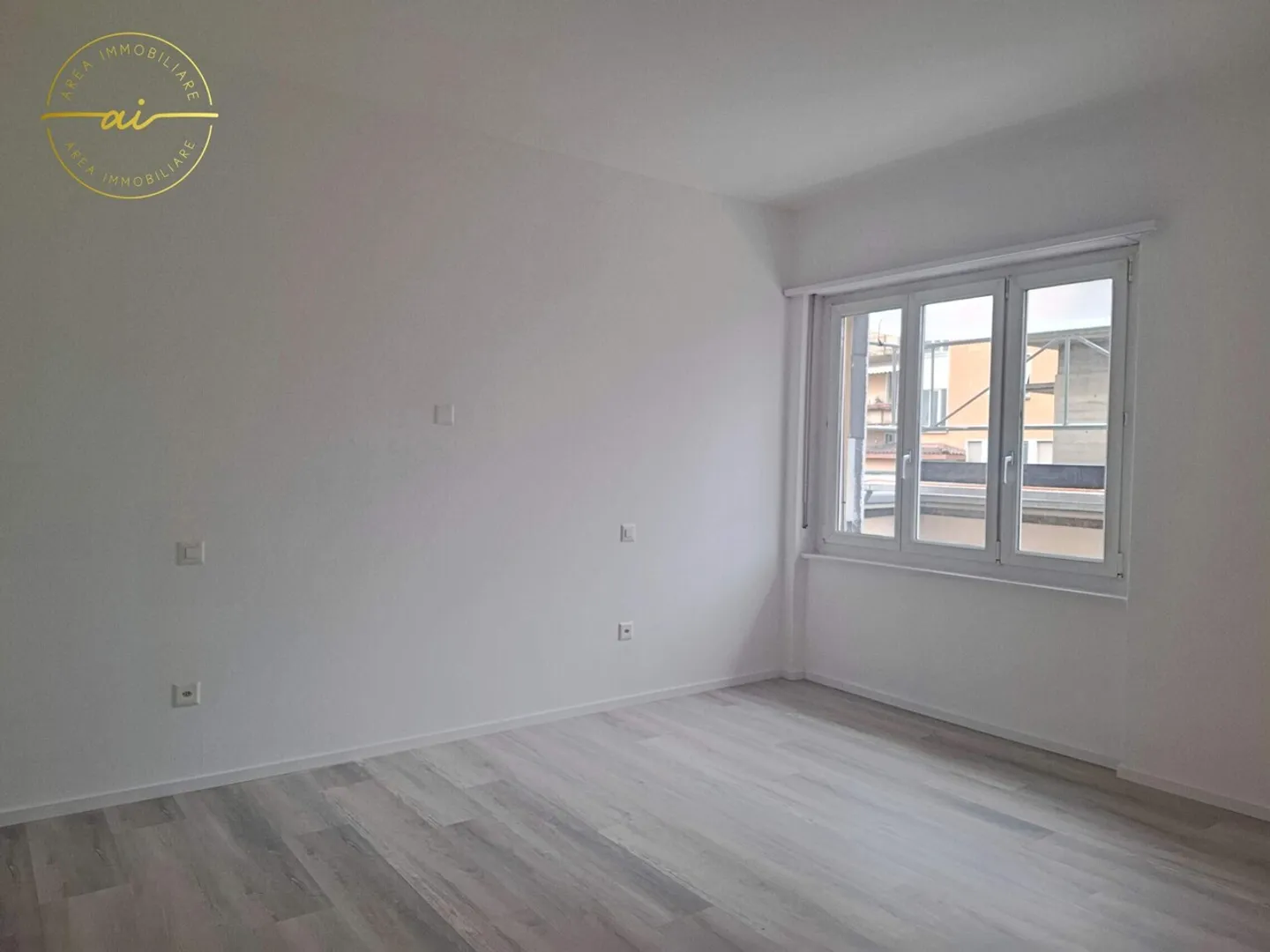 3.5 ROOM APARTMENT IN THE PALAPENZ AREA IN CHIASSO - Photo 4 of 7