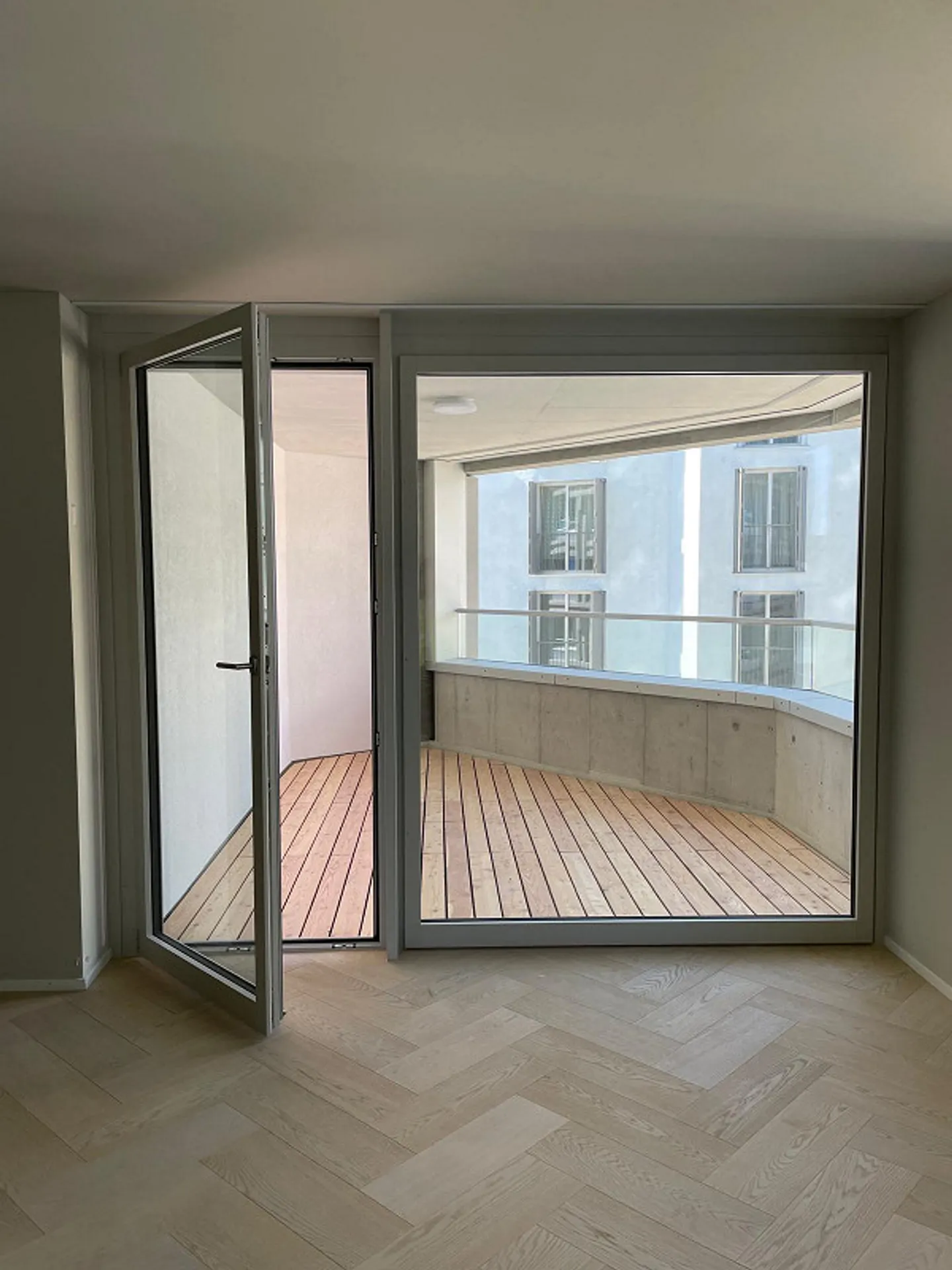 2.5-Zimmer-Minergie-Wohnung 3. OG (Jade, Glasi-Quartier) – ab Dez 2025 - Foto 5 von 8