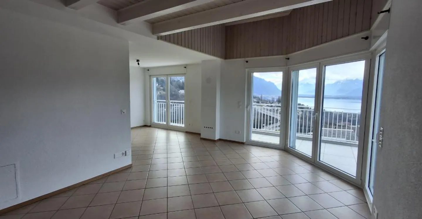 Duplex 4.5 rooms - Photo 3 of 11
