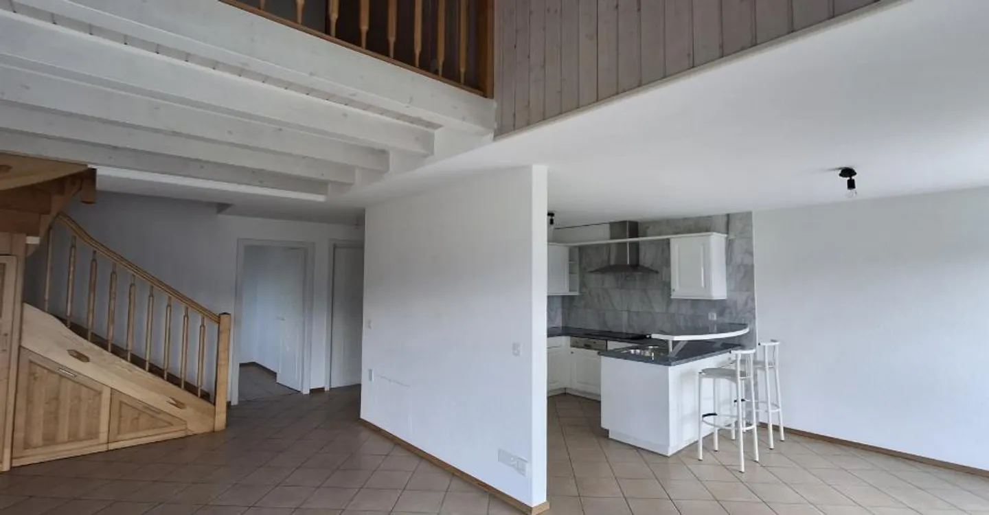 Duplex 4.5 rooms - Photo 5 of 11