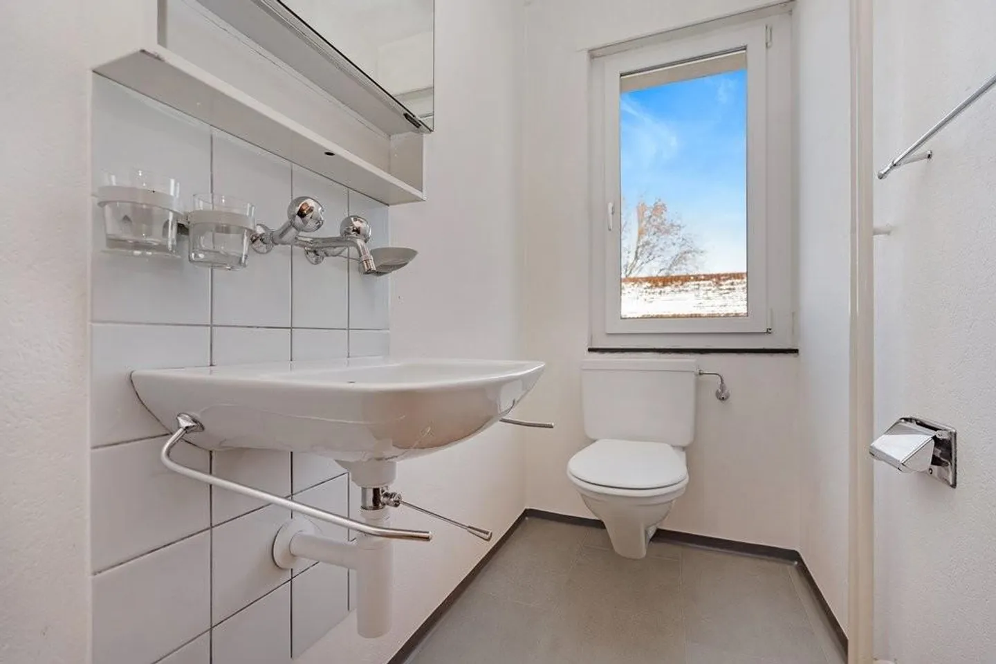 Family-friendly 5.5-room apartment on the 1st floor near the train station - Photo 5 of 12