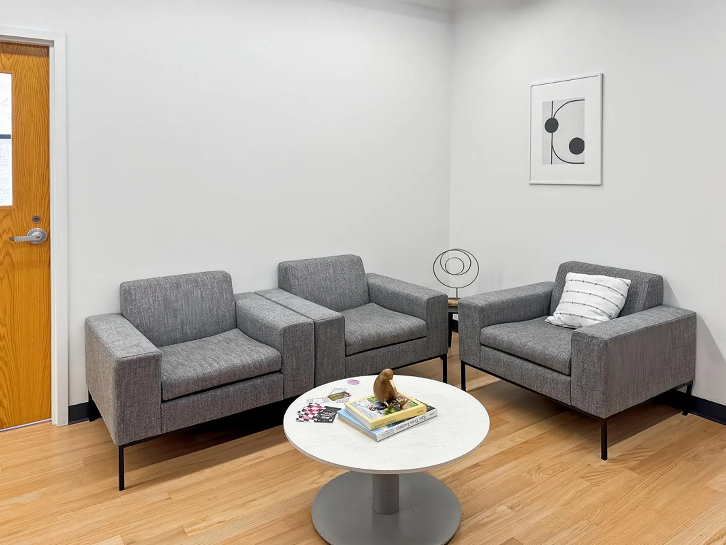 Private office for 4 at Regus Versoix Station Lakeside - Photo 4 of 8