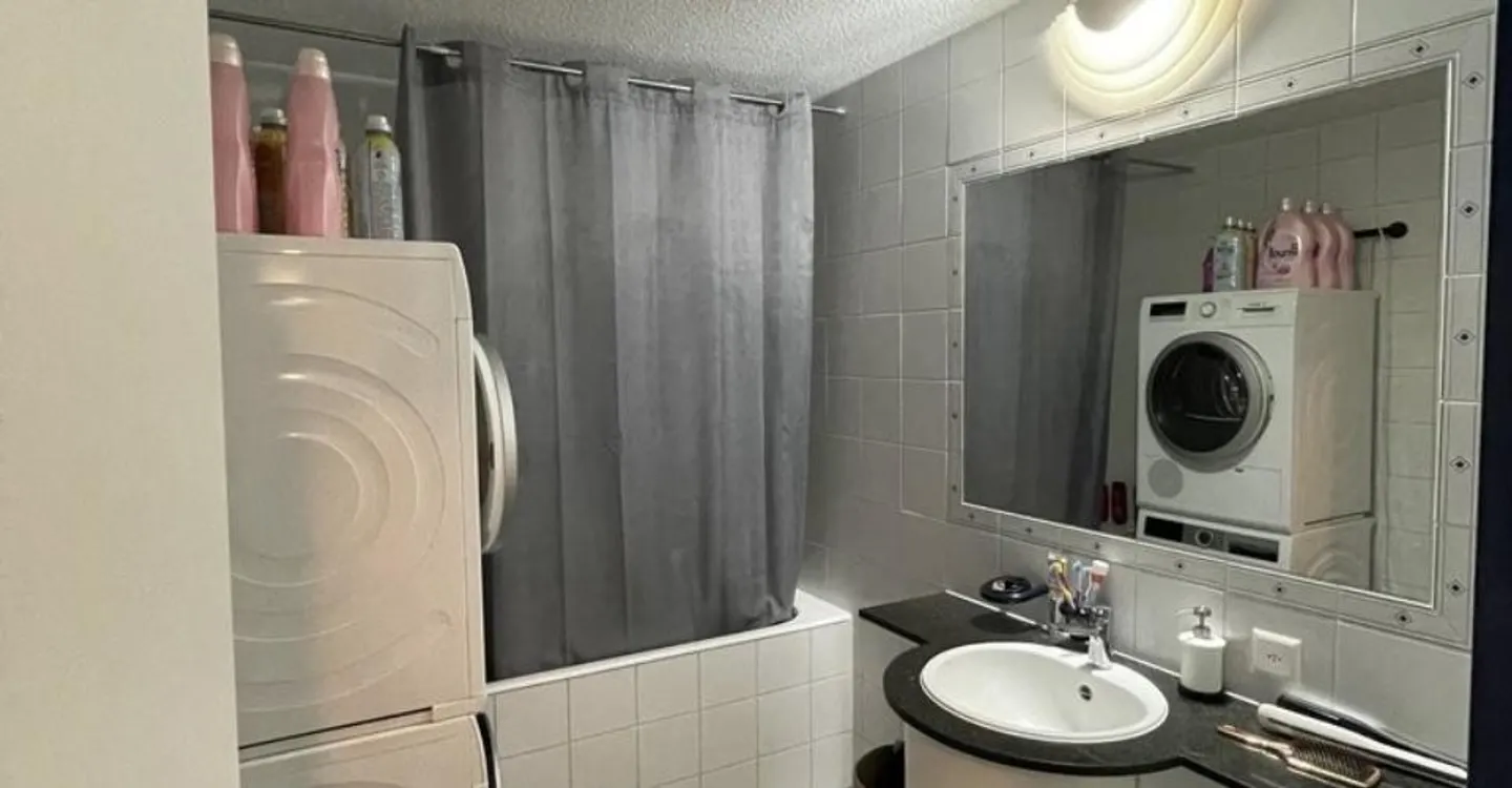 Appartement Charmant dans Quartier Résidentiel - Photo 7 sur 7