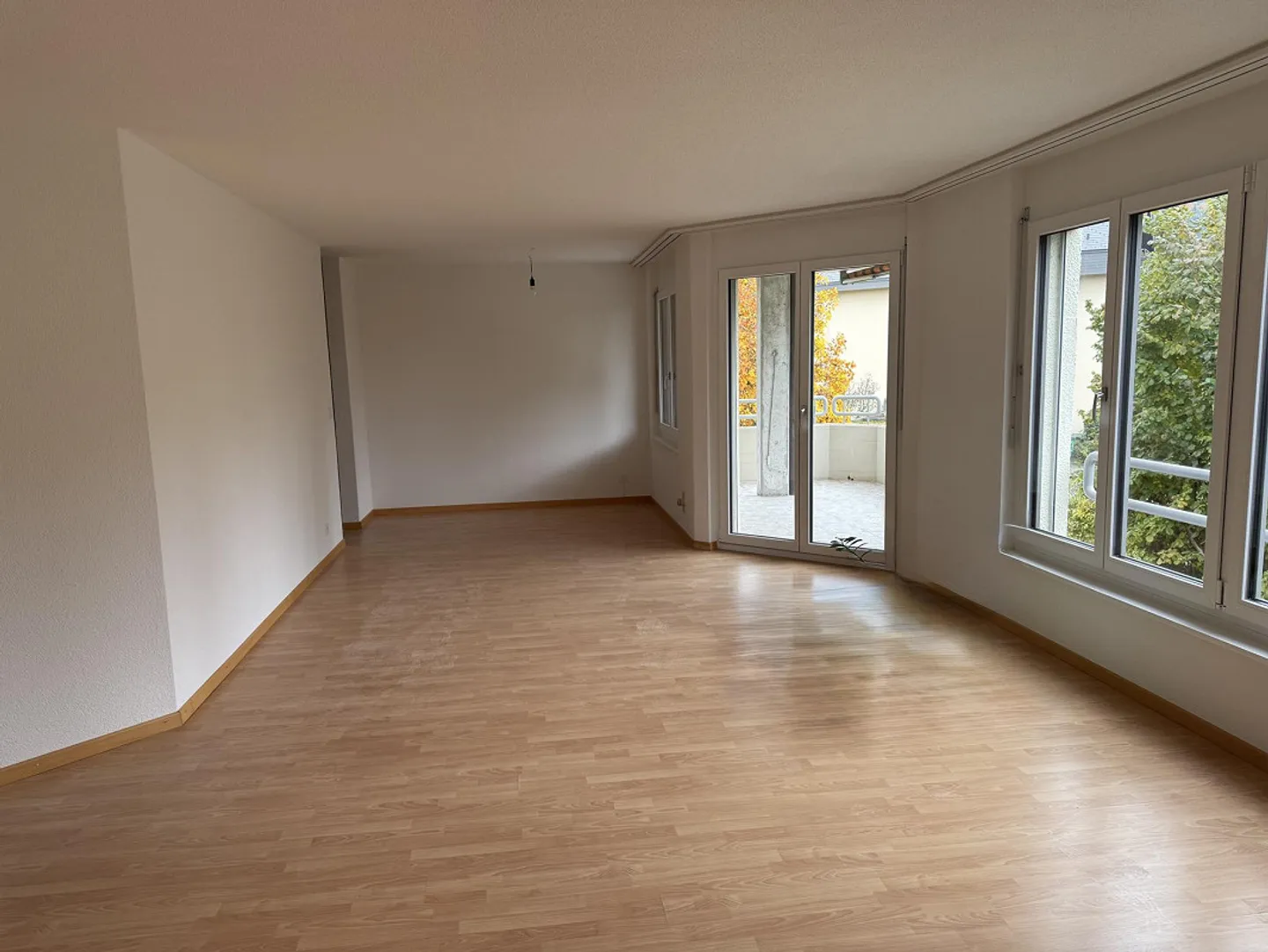 4,5 Zimmerwohnung mit neuen Bäder und neuer Küche 122m2 - Foto 2 von 19