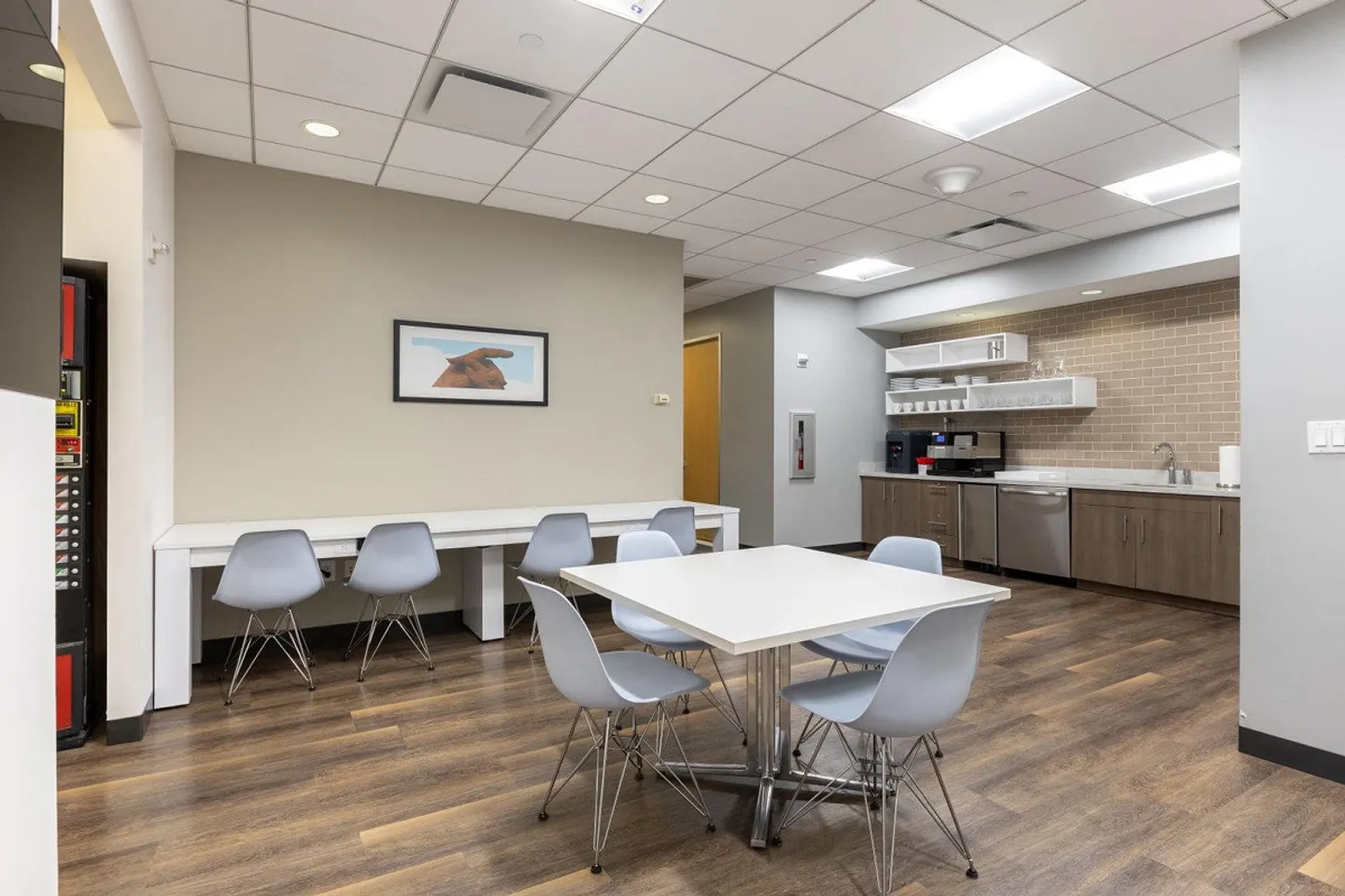 Private office for 4 at Regus Versoix Station Lakeside - Photo 6 of 8