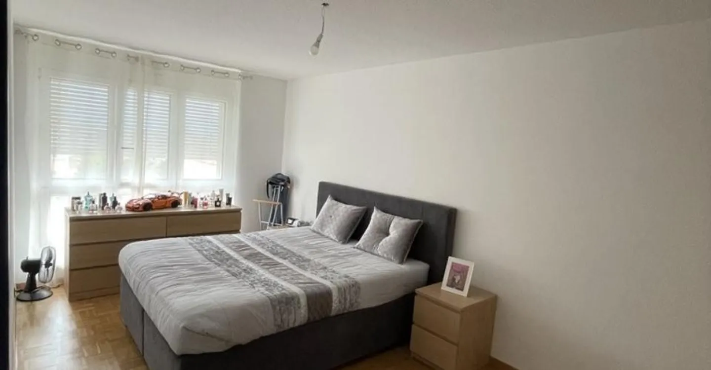 Appartement Charmant dans Quartier Résidentiel - Photo 5 sur 7