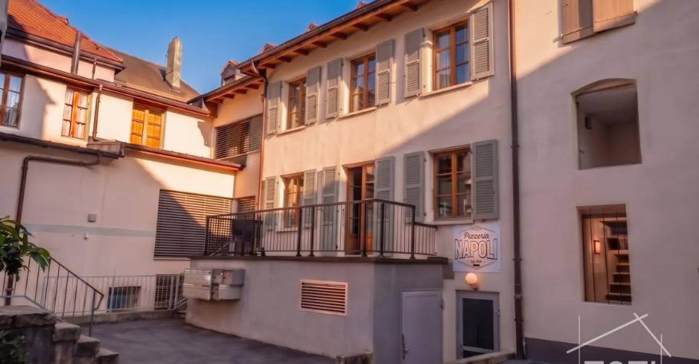 Yield building in the heart of St-Maurice with 11 fully rented units - 5% - Photo 2 of 12