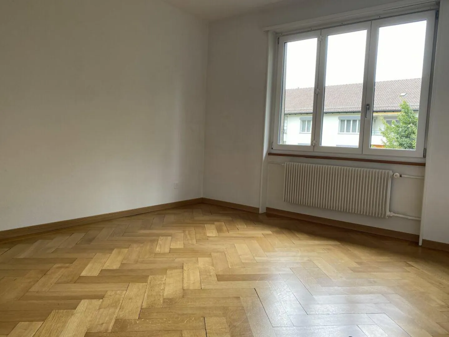 Renovated old apartment in a quiet location - Photo 3 of 7