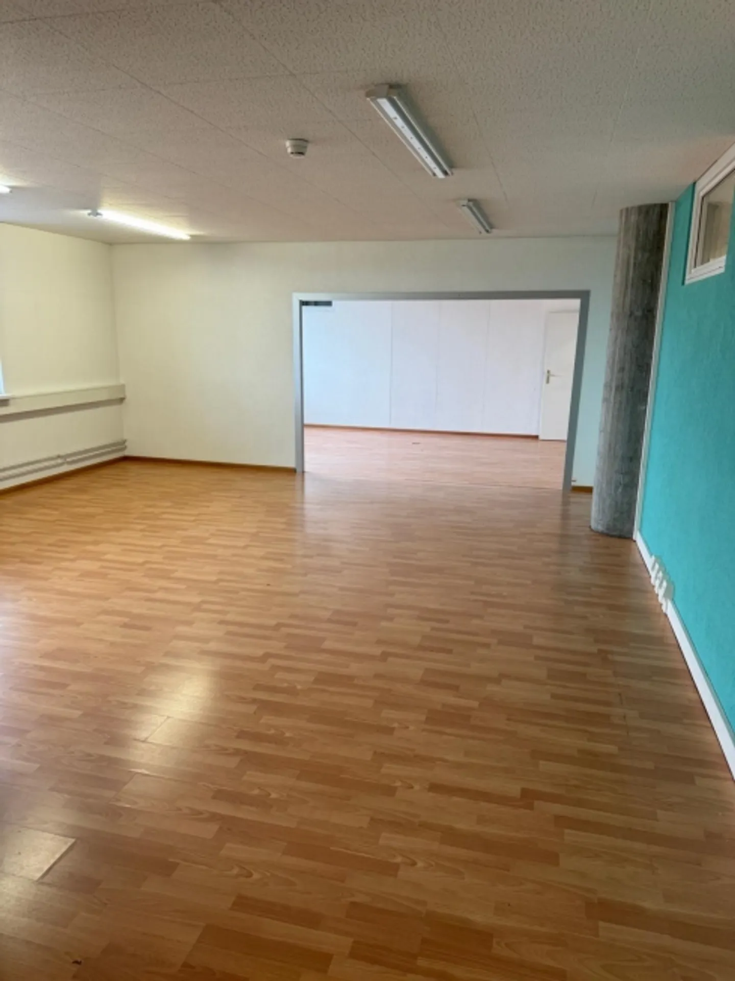 «Moderne Büro-/Gewerbefläche in Muttenz zu vermieten - 400m² (Farnsburgerstrasse 8)» - Foto 6 von 9