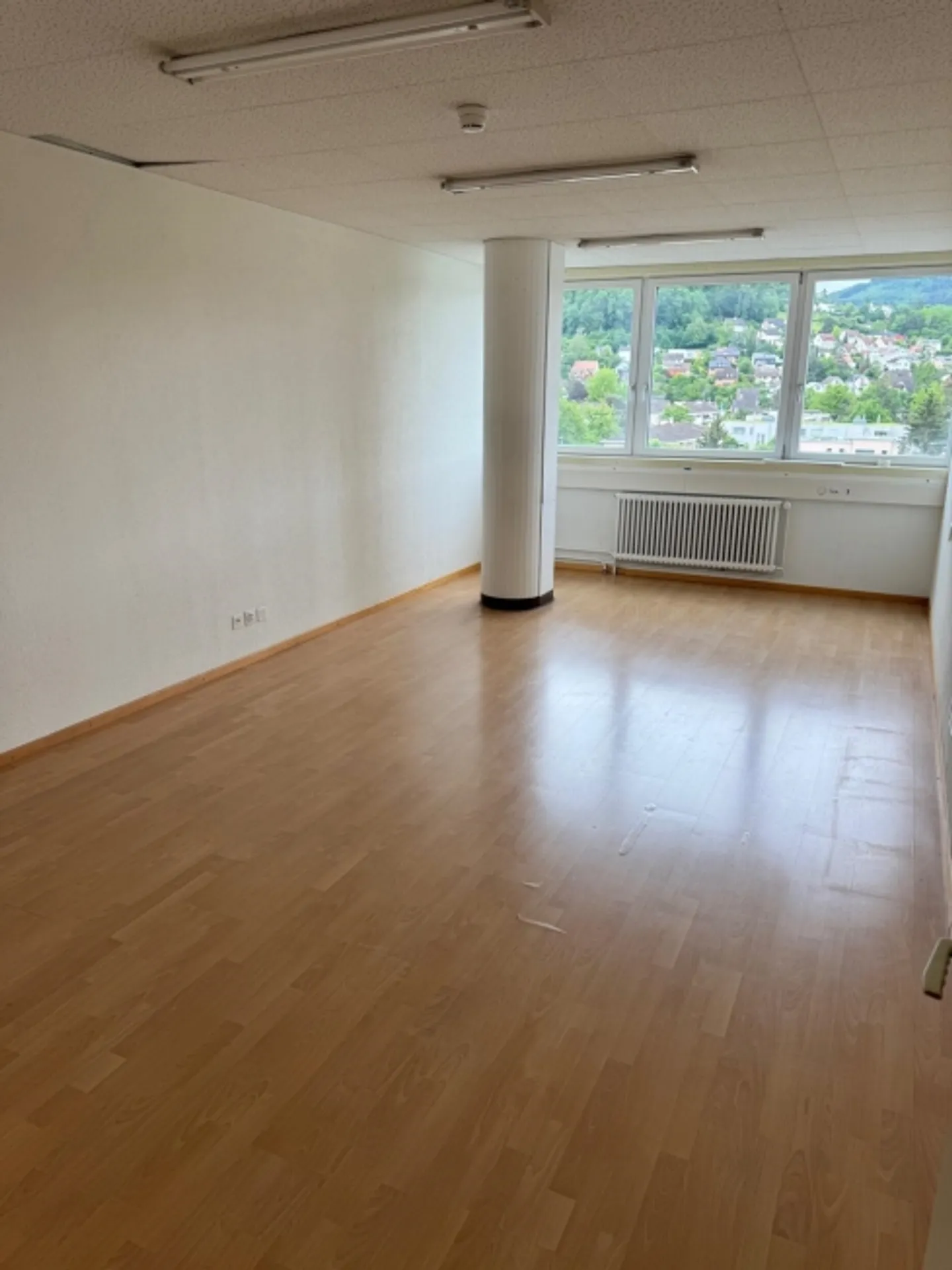 «Moderne Büro-/Gewerbefläche in Muttenz zu vermieten - 400m² (Farnsburgerstrasse 8)» - Foto 4 von 9