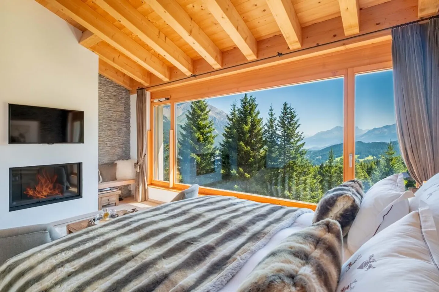Noble Mountain Residence Ensemble in a Privileged Ski-in/Ski-out Location - Photo 5 of 7