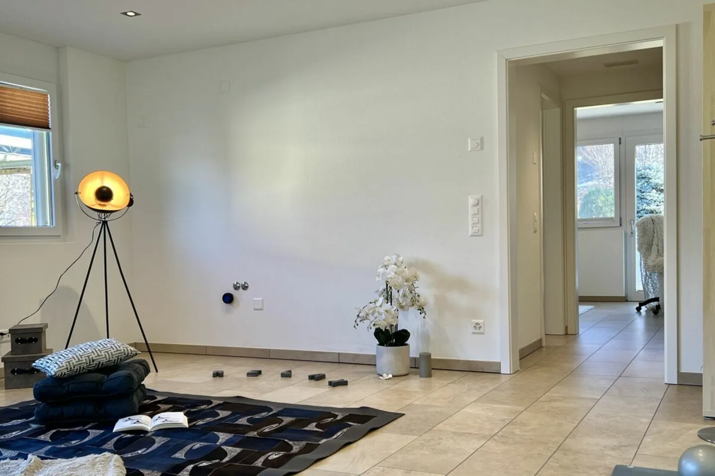 Villa in posizione soleggiata tutto l'anno con casa per gli ospiti separata e bellissimo terreno - in ottime condizioni! - Foto 14 di 56