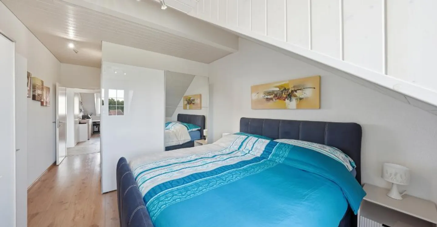 Charmant Appartement Attique avec Vue - Photo 8 sur 10