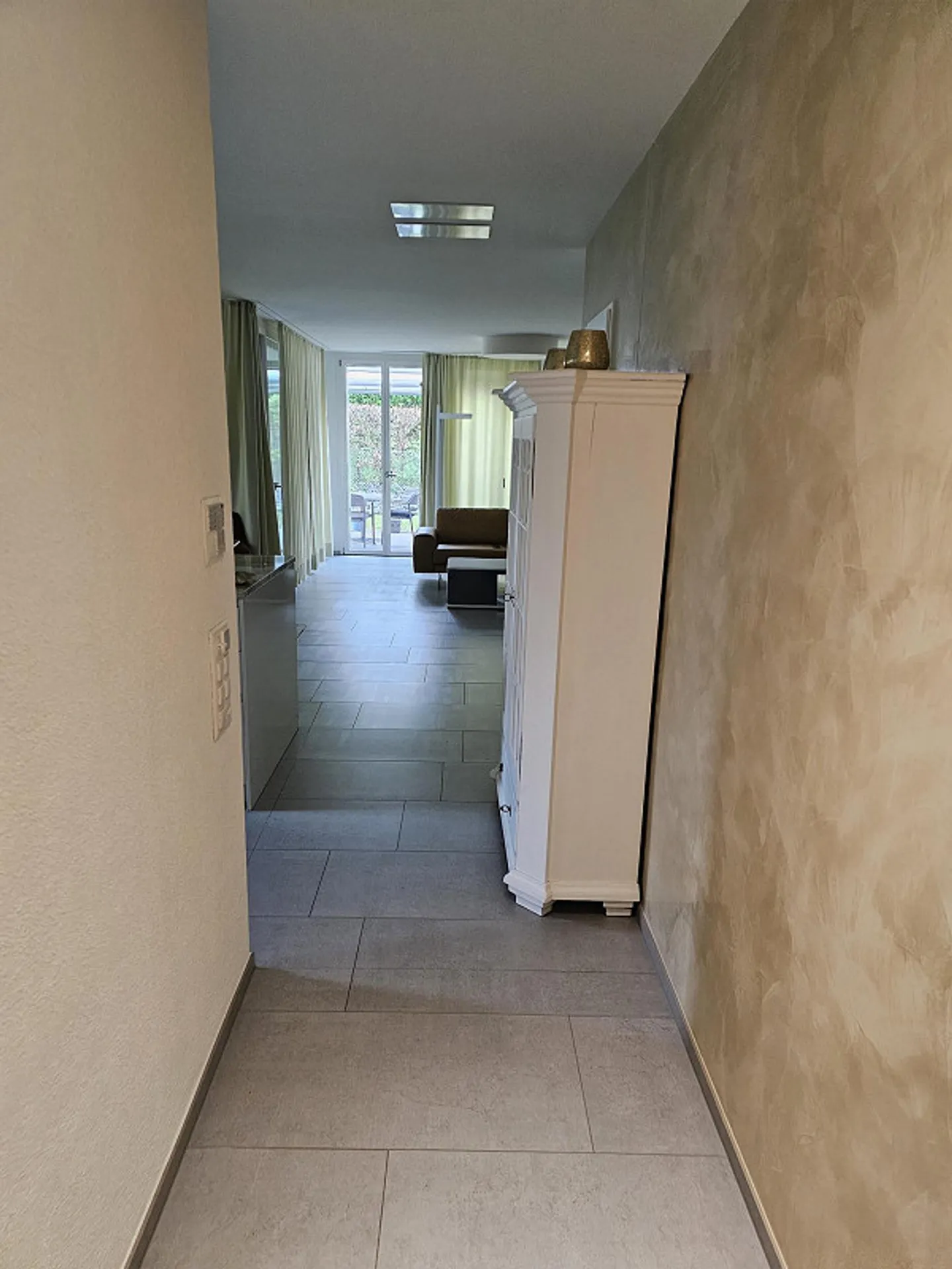 Moderne und geräumige 3.5-Zimmer-Wohnung in Buelach - Foto 7 von 12