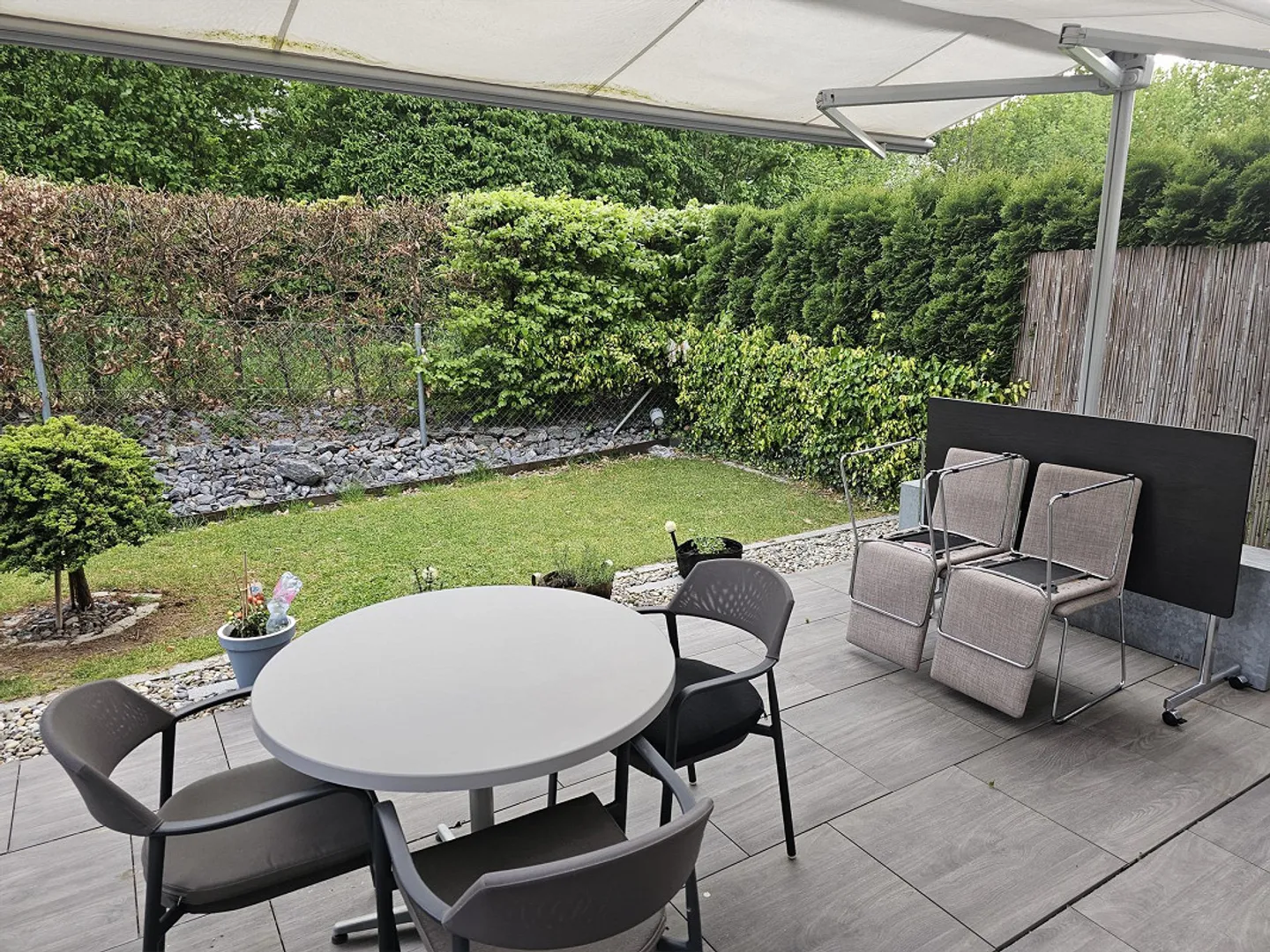 Moderne und geräumige 3.5-Zimmer-Wohnung in Buelach - Foto 8 von 12