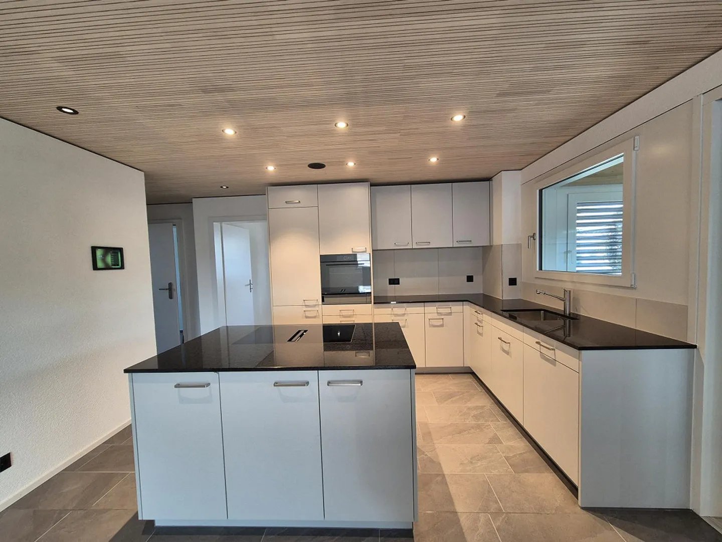 Moderne 4.5-Zimmer-Wohnung in Reinach - Foto 1 von 16
