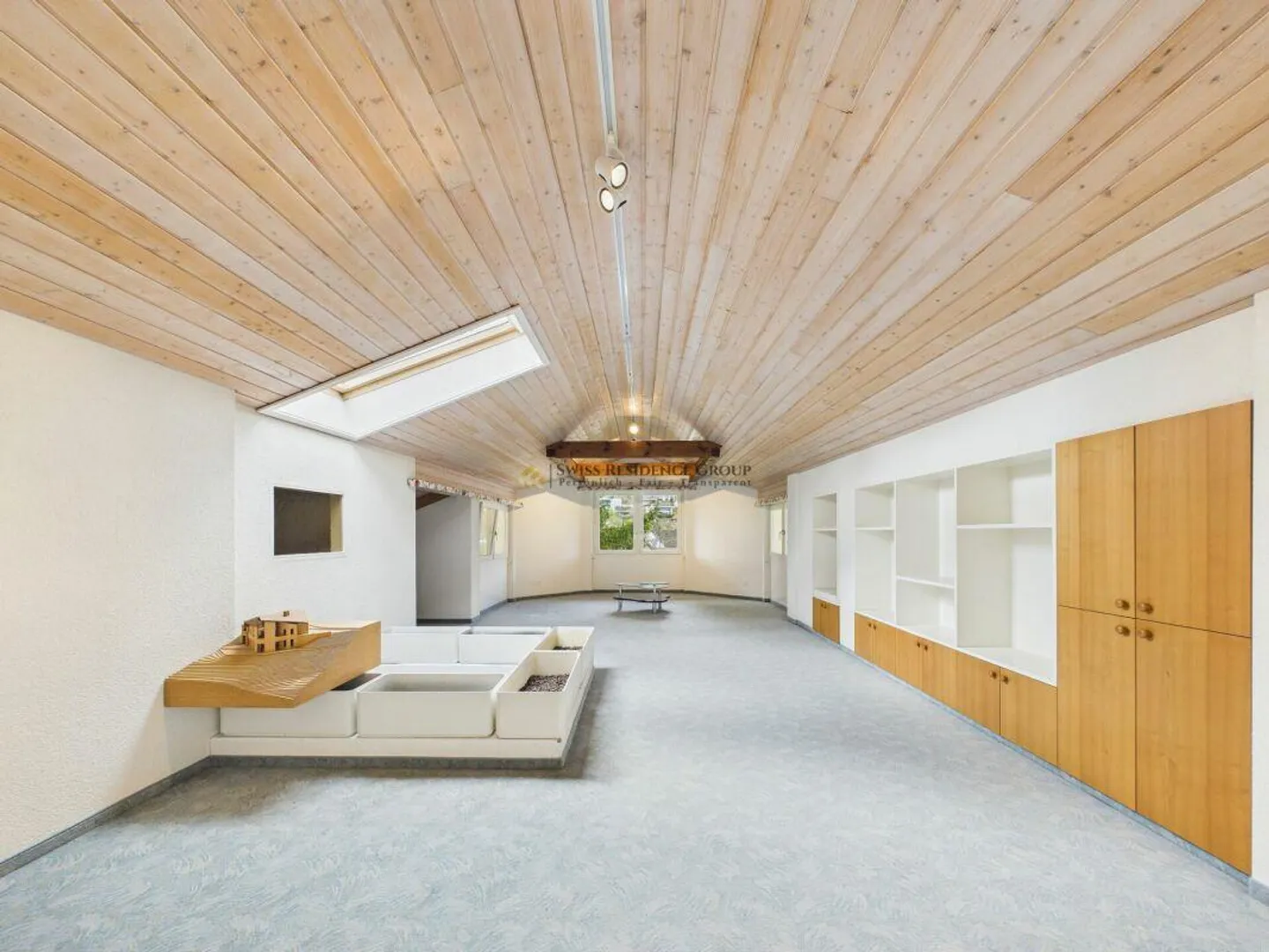 Casa unifamiliare con grande terreno e parcella agricola adiacente - Foto 13 di 22
