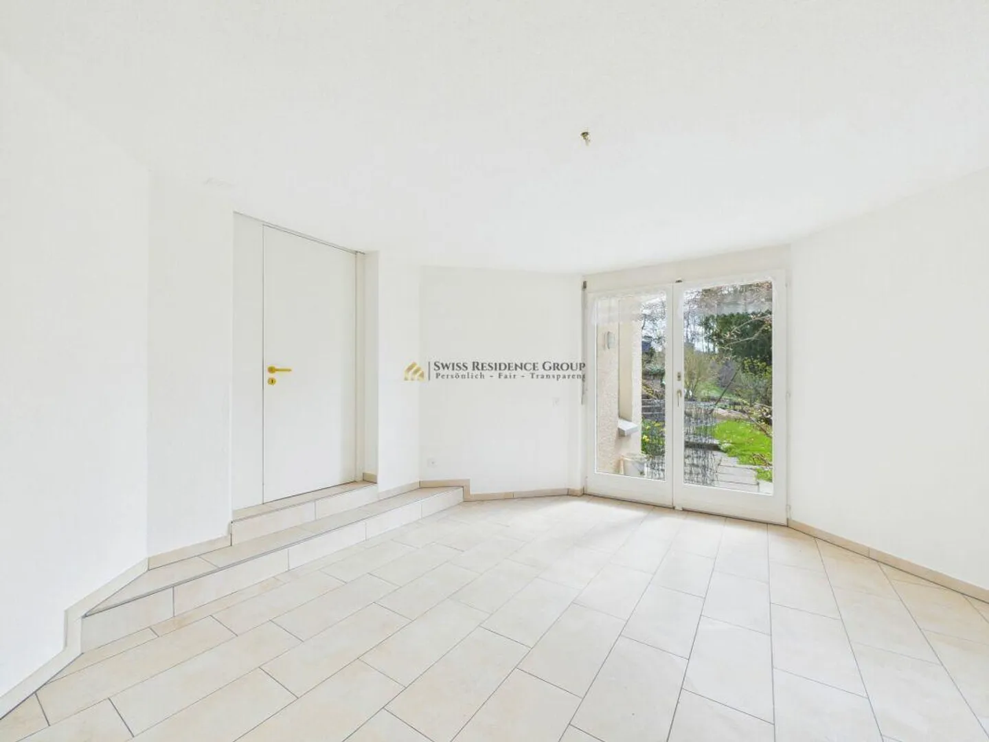 Casa unifamiliare con grande terreno e parcella agricola adiacente - Foto 14 di 22
