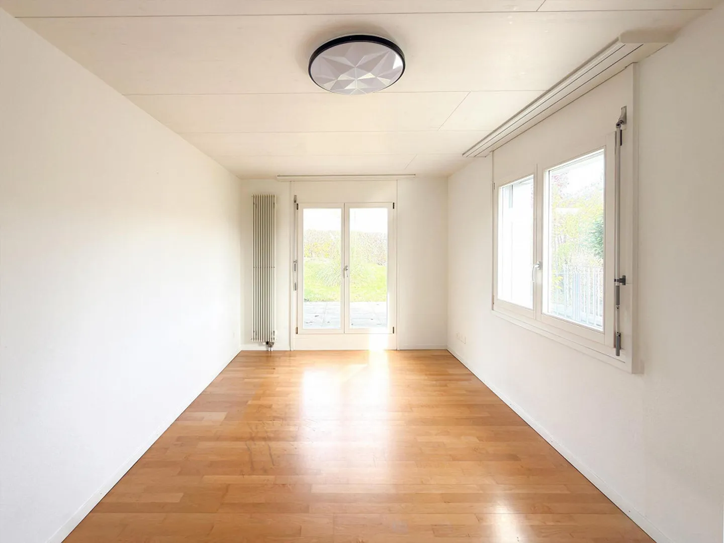 Stylish semi-detached single-family house with garage - Photo 6 of 10