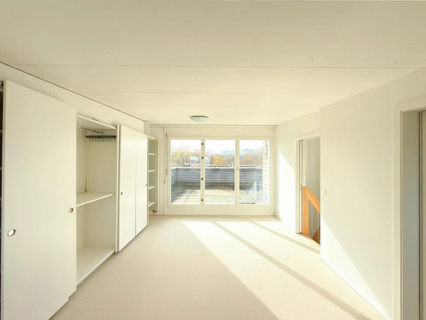 Stylish semi-detached single-family house with garage - Photo 7 of 10