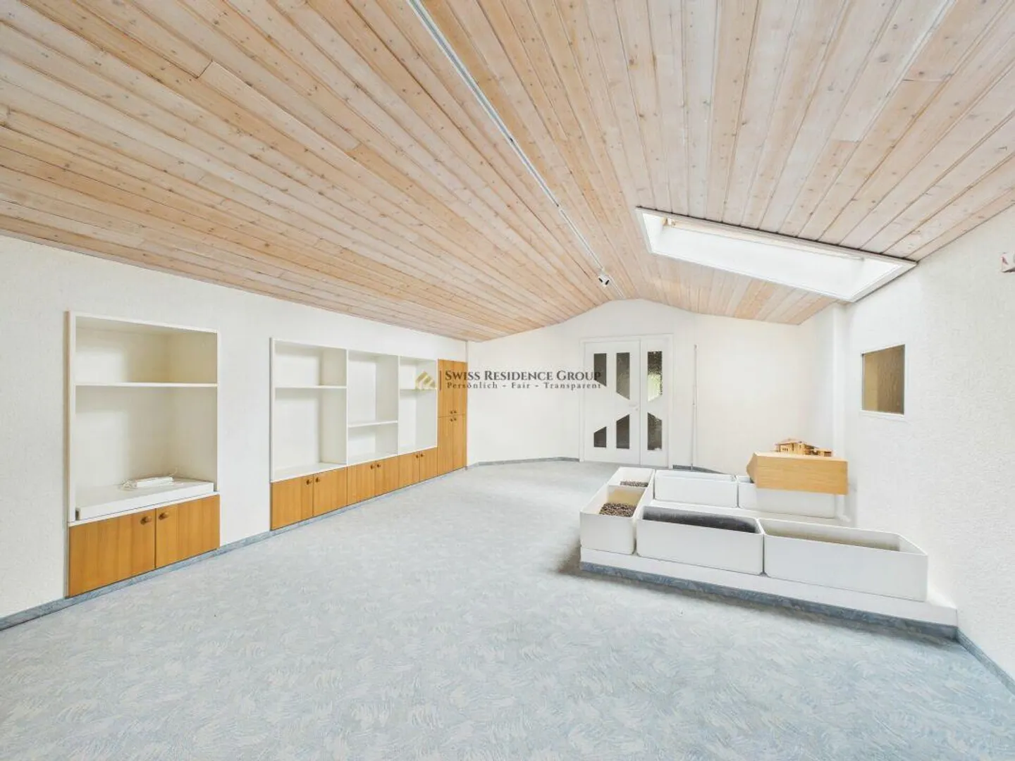 Casa unifamiliare con grande terreno e parcella agricola adiacente - Foto 12 di 22