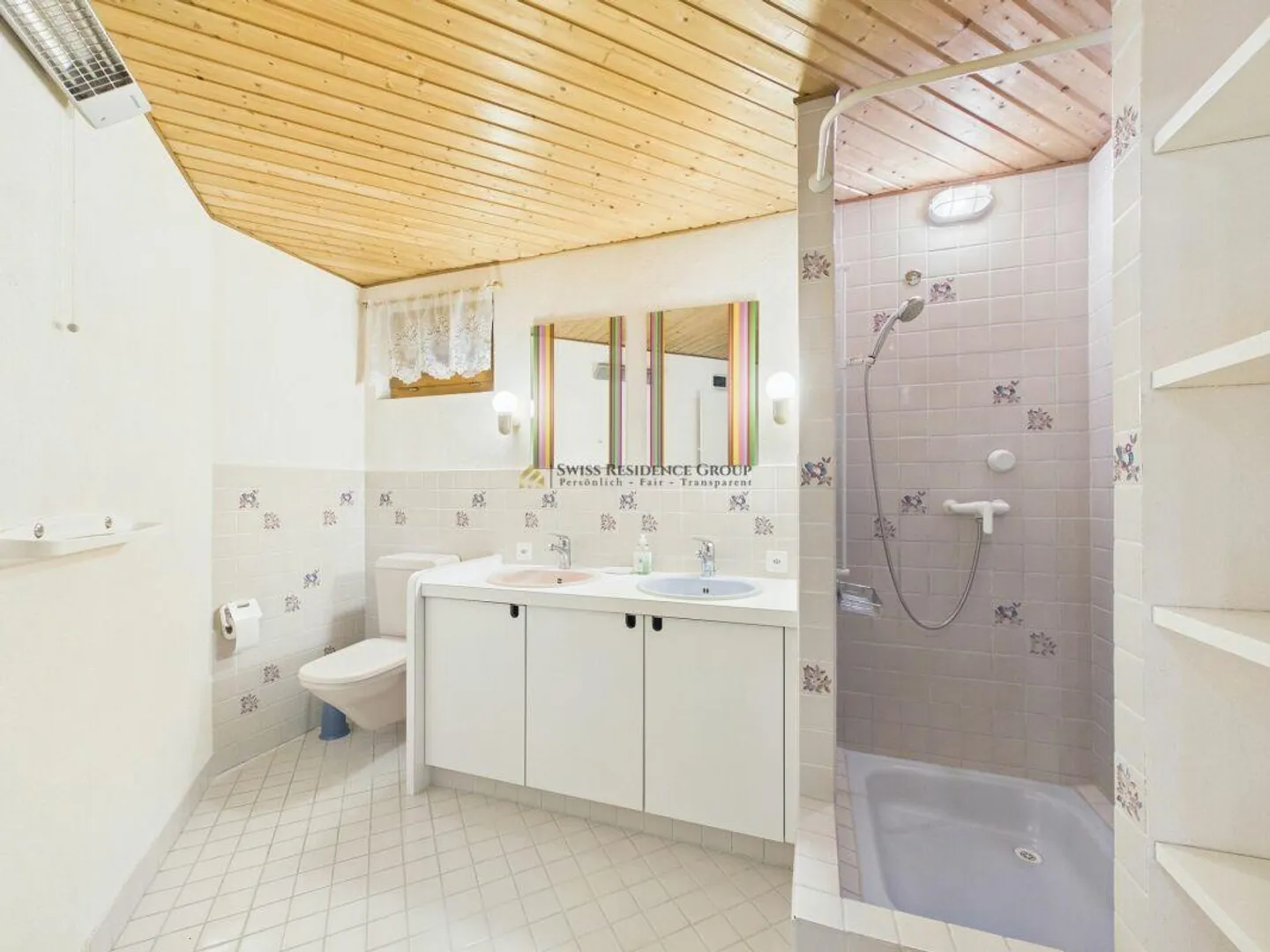 Casa unifamiliare con grande terreno e parcella agricola adiacente - Foto 17 di 22