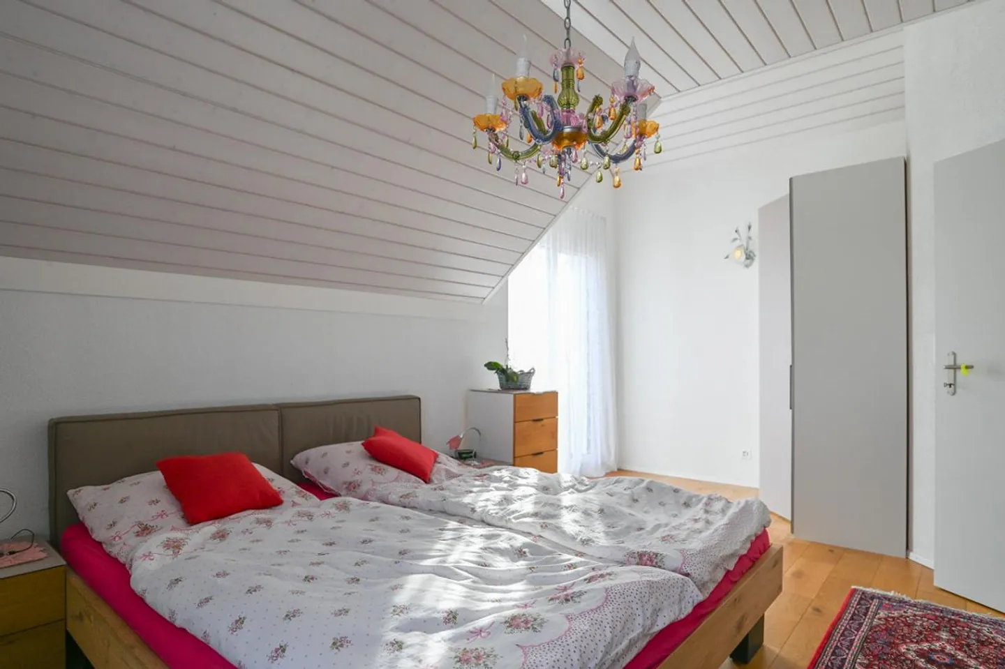 Neuwertiges Haus zum Verlieben – optimal als Familienbasis - Foto 9 von 14