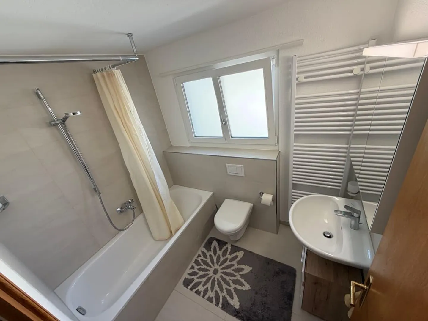 Maison individuelle de 5,5 pièces avec grand jardin à Weinfelden - Photo 5 sur 5