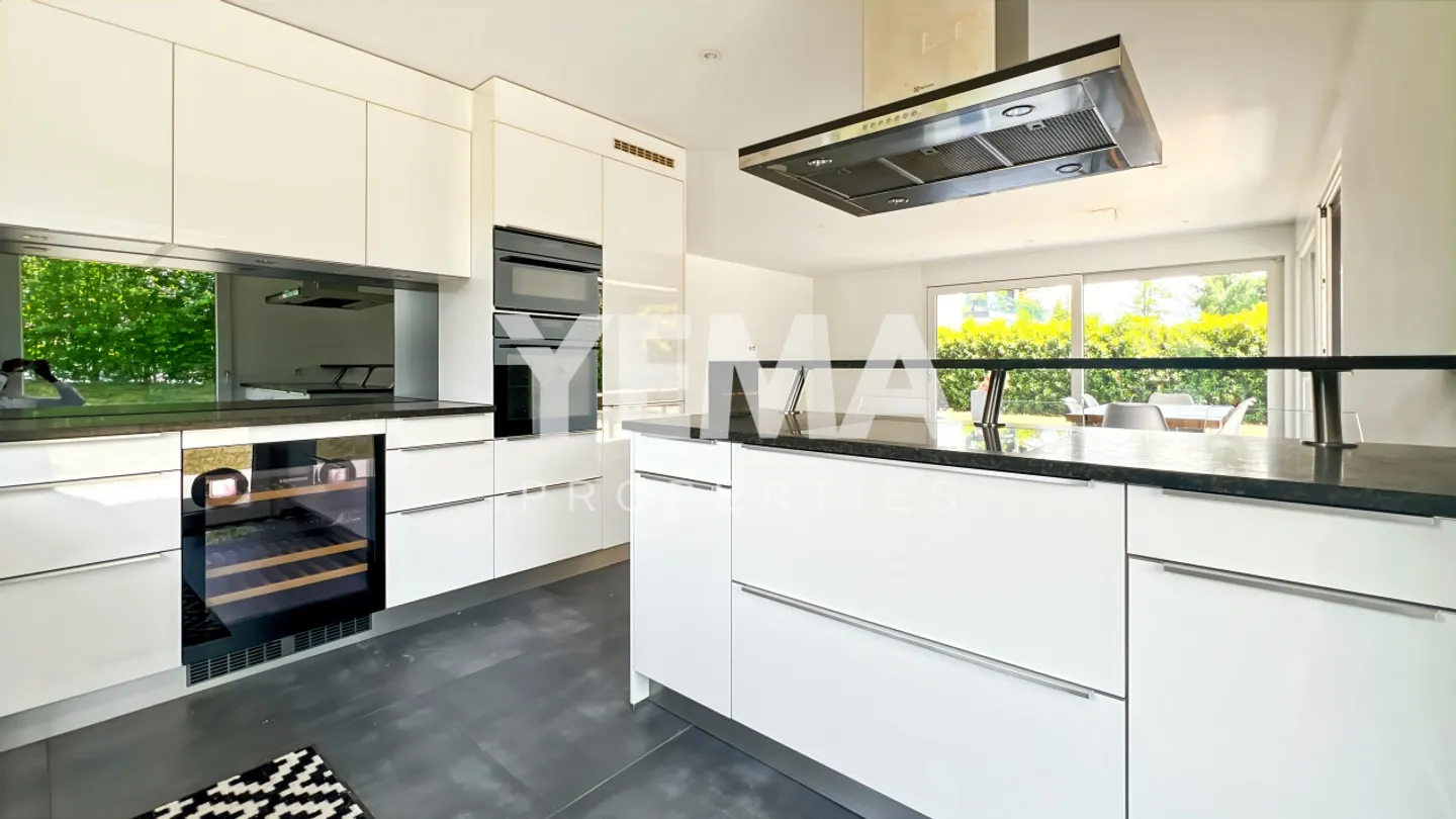 Extraordinary Garden Level in St-Prex - Photo 6 of 13