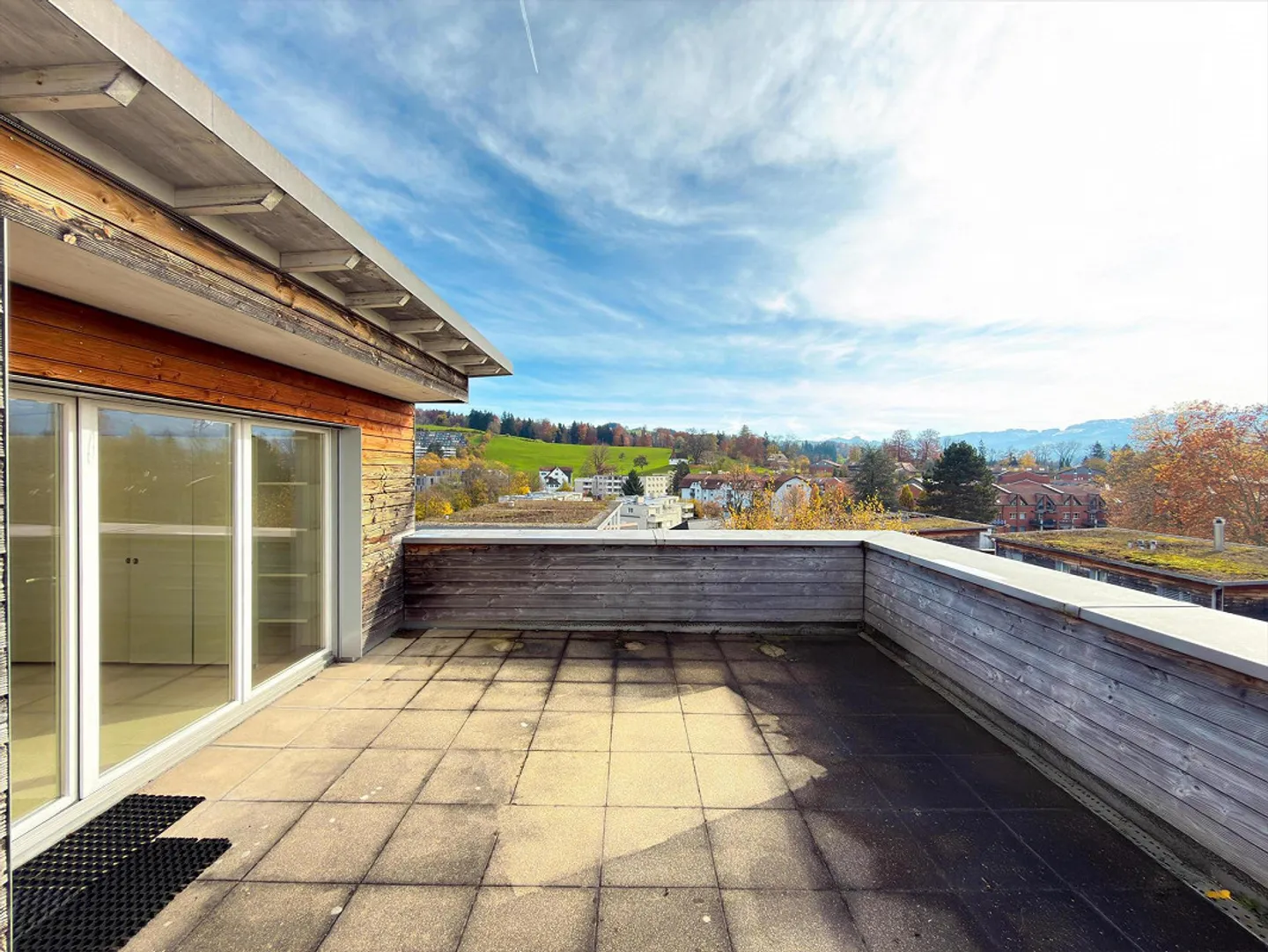 Stylish semi-detached single-family house with garage - Photo 9 of 10