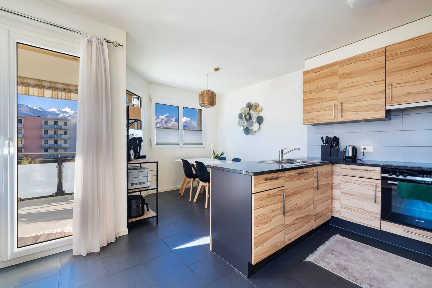 3,5-Zimmer-Wohnung im 1. Stock in Aigle - Foto 5 von 12