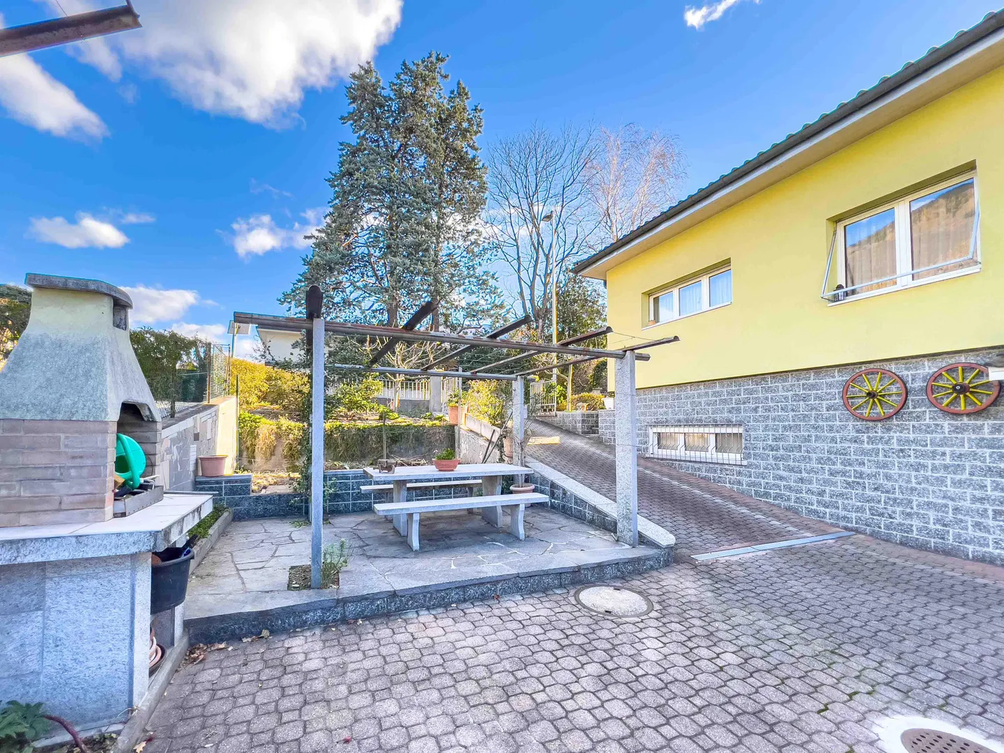 «Casa con giardino a Sementina in una zona residenziale verdeggiante» - Foto 5 di 5
