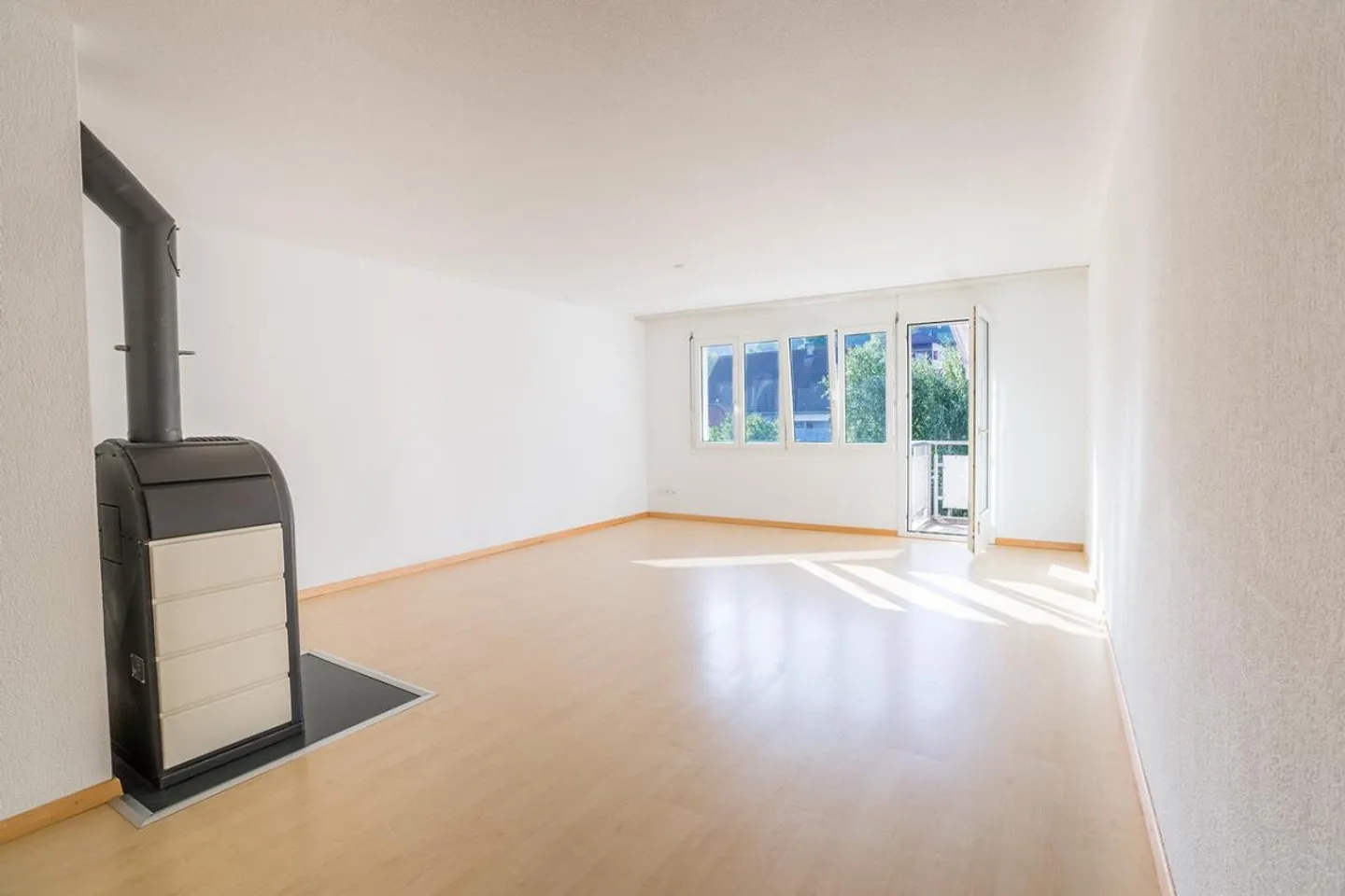 Appartamento soleggiato di 3,5 stanze - Foto 4 di 8