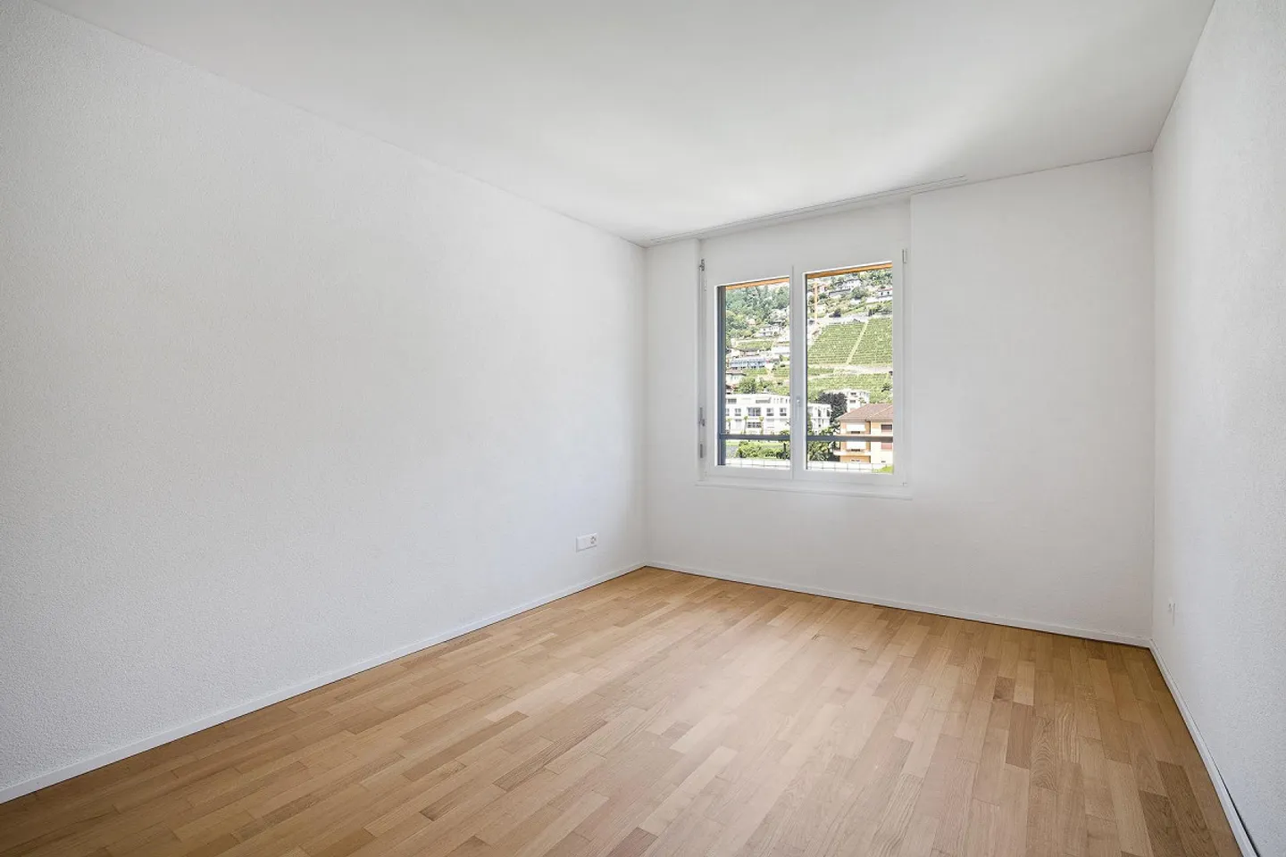 Residenza ai Fiori - Luminoso appartamento di 5,5 stanze con finiture di alta qualità - Foto 5 di 7