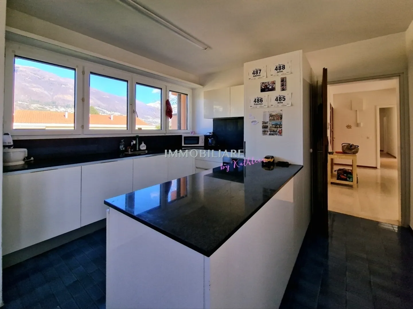 Apartment for rent - Photo 2 of 13