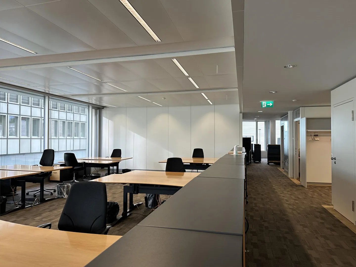 Bureau moderne, agrandi et meublé - Photo 5 sur 7