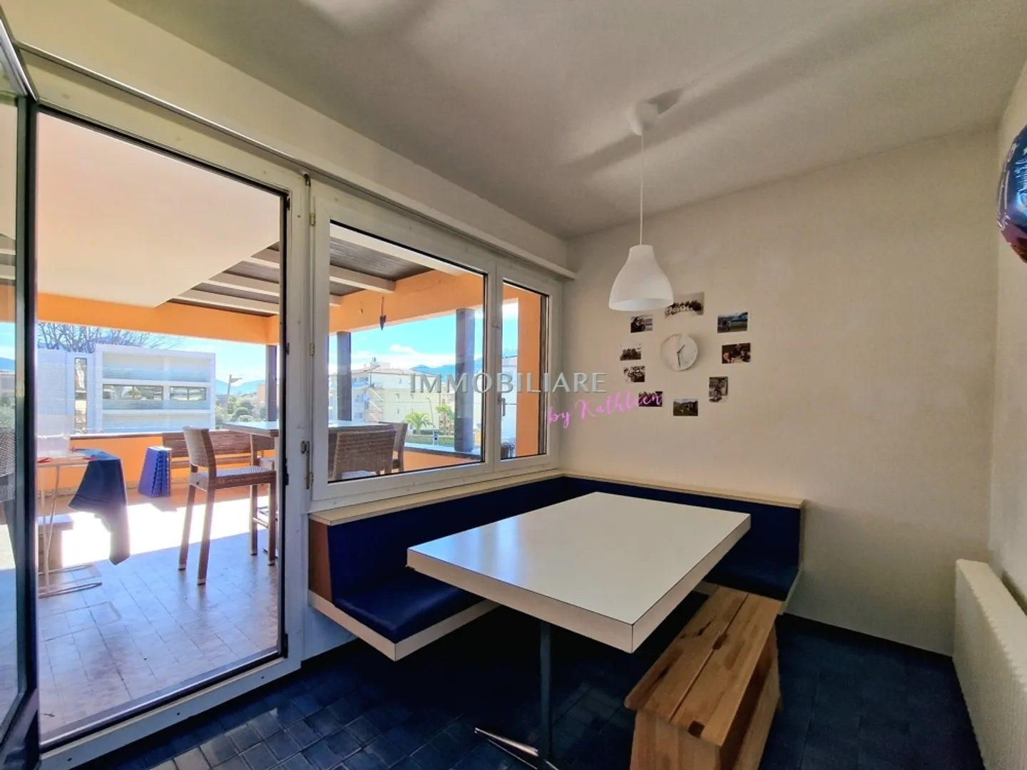 Apartment for rent - Photo 3 of 13