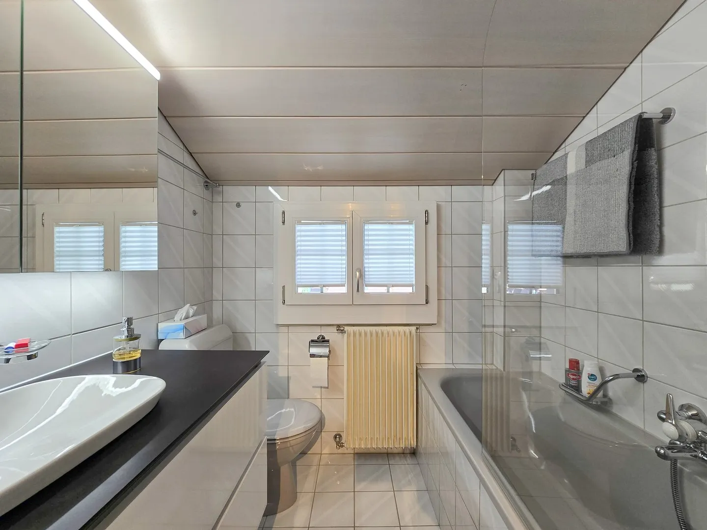 Charming 9.5-room chalet in Adelboden with stunning views - Photo 10 of 43