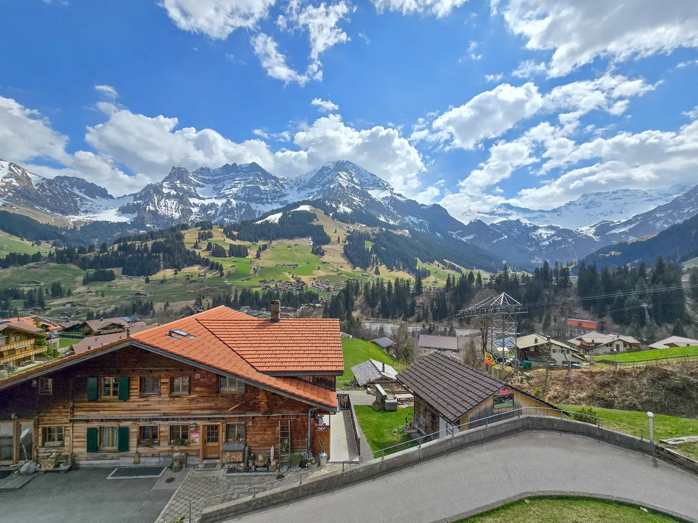Charming 9.5-room chalet in Adelboden with stunning views - Photo 12 of 43