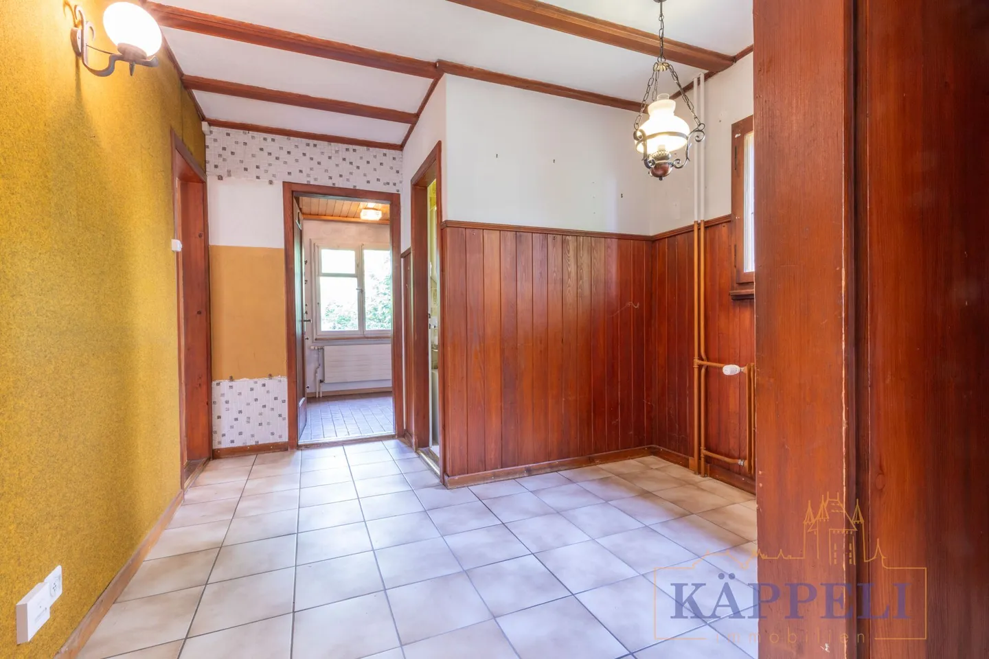 Detached renovation-required 4.5 room single-family house - Photo 3 of 14