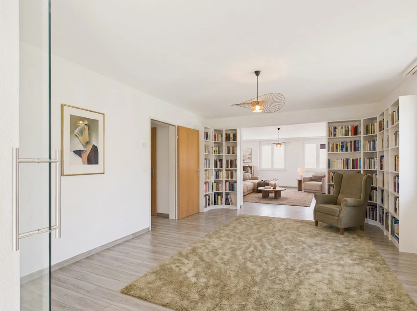 Appartamento elegante di 4,5 stanze recentemente ristrutturato con parcheggio privato, Bubendorf - Foto 2 di 12