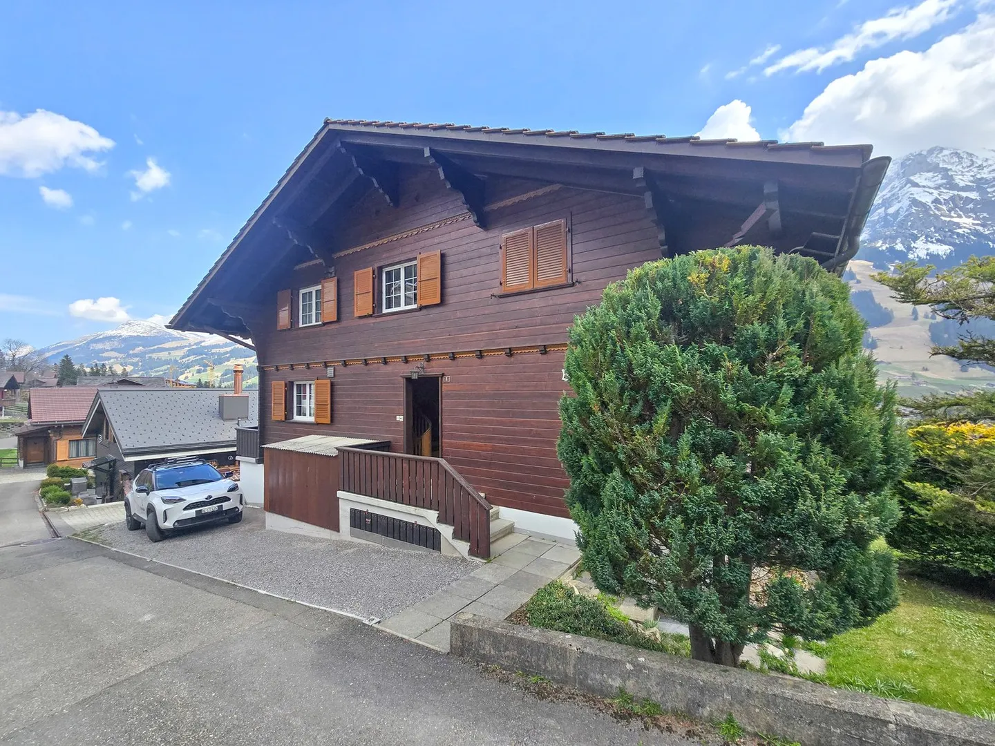 Charming 9.5-room chalet in Adelboden with stunning views - Photo 40 of 43