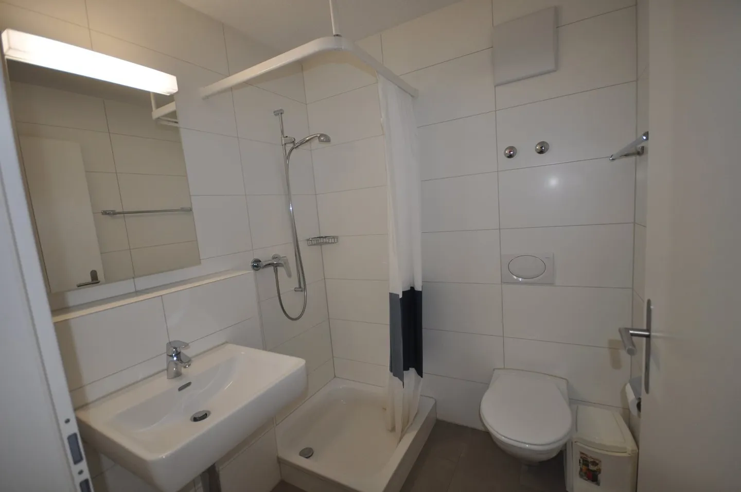 Appartamento 2.5 stanze al 7° piano - Foto 3 di 6