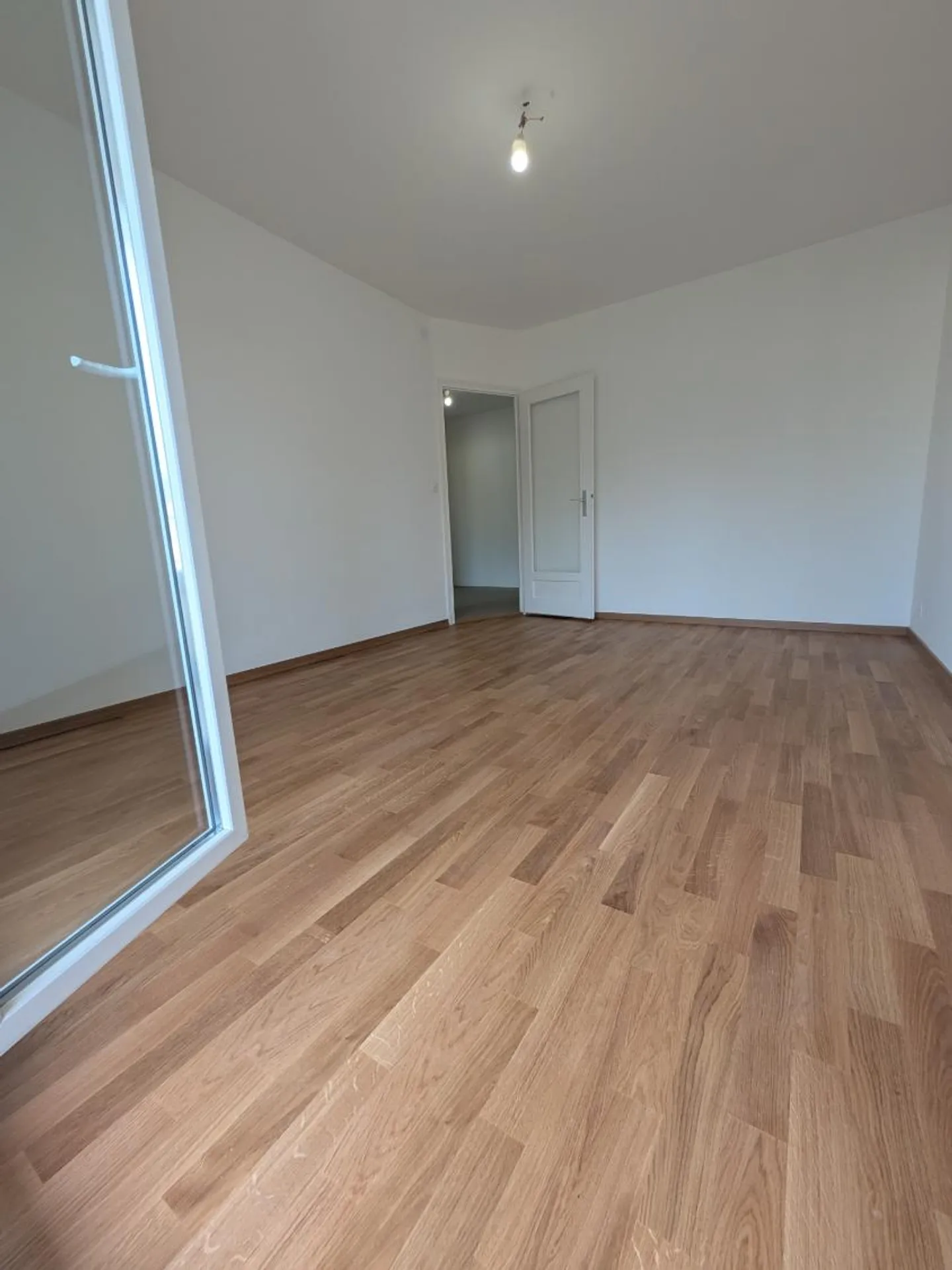 Appartamento 2.5 stanze - Foto 4 di 11