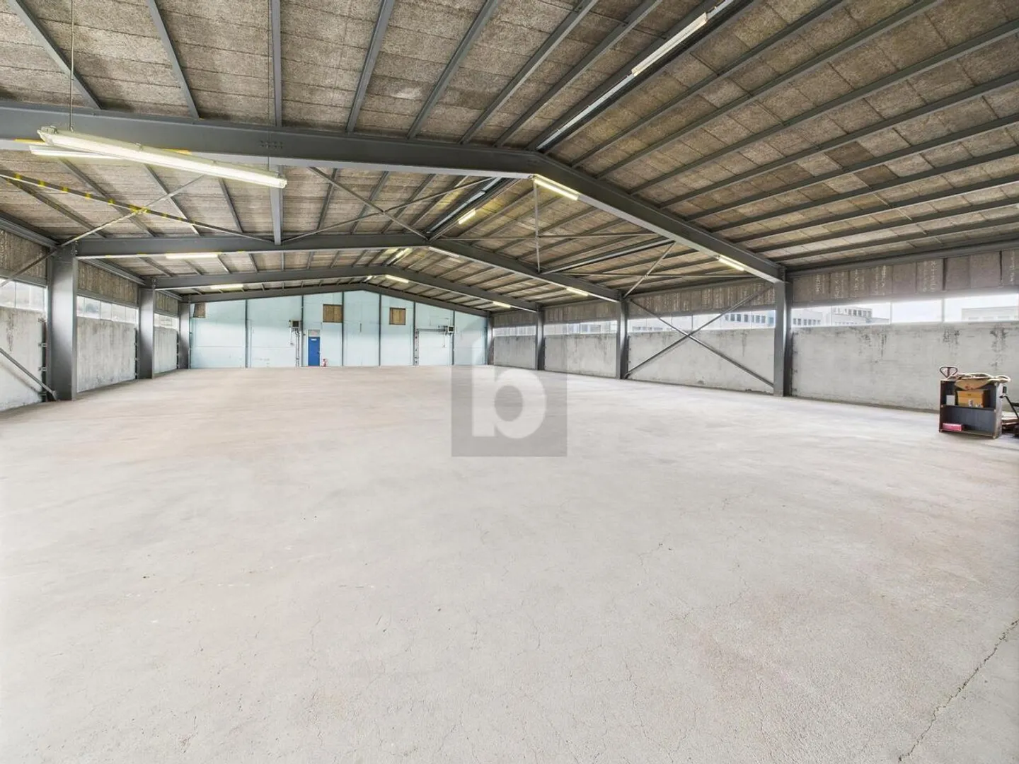 PRACTICAL AND EASILY ACCESSIBLE - Photo 1 of 5